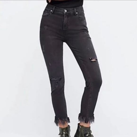 Free People Great Heights Frayed Skinny Jeans - Picture 1 of 12